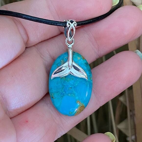 Blue Mohave Turquoise Whale Tail Necklace - Picture 6 of 9